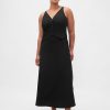 Abito lungo con gilet in misto lino Abito lungo con gilet in misto lino
