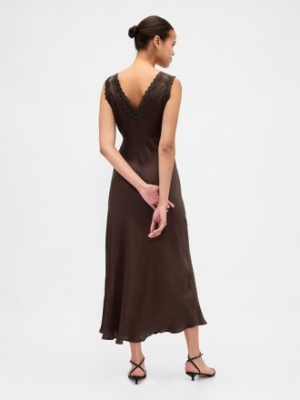 Abito lungo con scollo a V e pizzo satinato