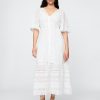 Abito midi con pizzo