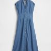 Abito midi in denim con risvolto Abito midi in denim con risvolto
