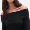 Abito midi in maglia elasticizzata CashSoft con spalle scoperte Abito midi in maglia elasticizzata CashSoft con spalle scoperte