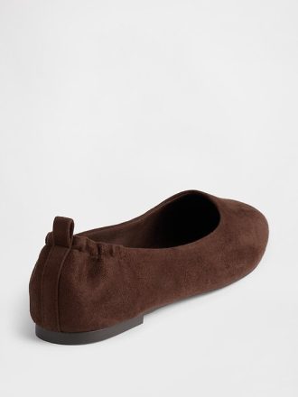 Ballerine in pelle scamosciata vegana