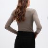Body moderno a coste Henley
