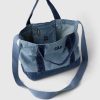Borsa tote mini con cinturino in denim e logo Gap Borsa tote mini con cinturino in denim e logo Gap