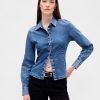 Camicia aderente in denim Camicia aderente in denim