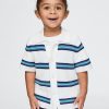 Camicia all’uncinetto per neonati e bambini piccoli Camicia all’uncinetto per neonati e bambini piccoli