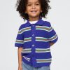 Camicia all’uncinetto per neonati e bambini piccoli Camicia all’uncinetto per neonati e bambini piccoli