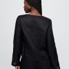 Camicia con nodo frontale in lino 100% Camicia con nodo frontale in lino 100%