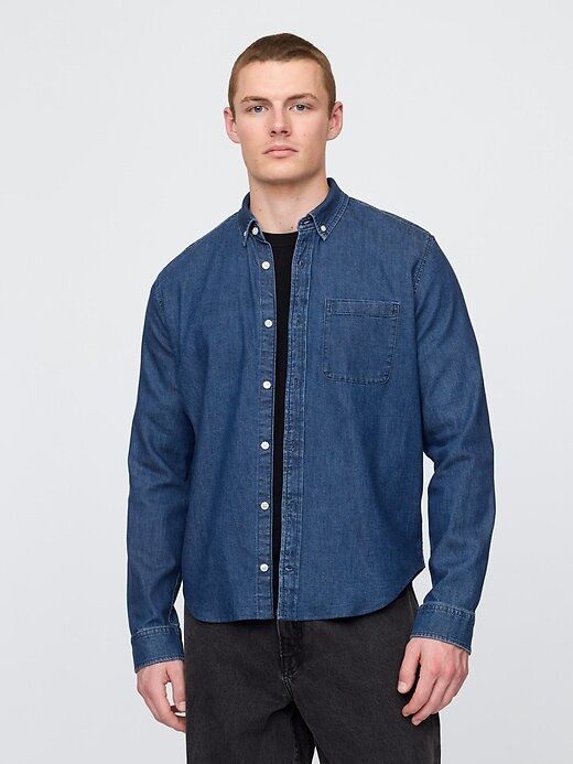 Camicia con tasca in denim Camicia con tasca in denim