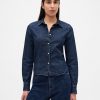 Camicia corta aderente in denim Camicia corta aderente in denim