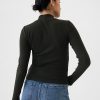 Camicia corta moderna a coste con collo alto
