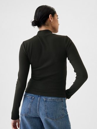 Camicia corta moderna a coste con collo alto