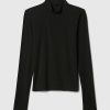 Camicia corta moderna a coste con collo alto