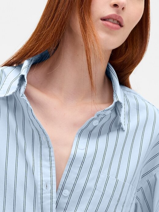 Camicia grande in popeline di cotone biologico Camicia grande in popeline di cotone biologico