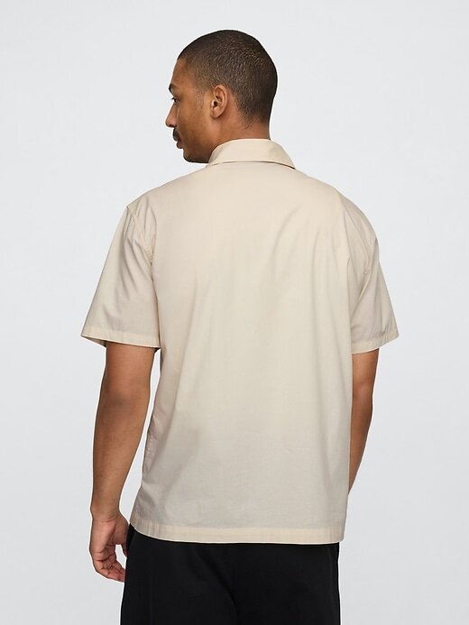 Camicia in popeline con occhielli Camicia in popeline con occhielli