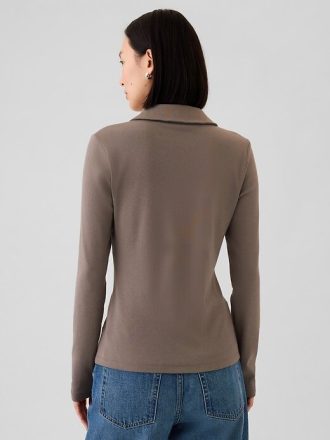 Camicia moderna con bottoni