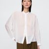 Camicia trasparente con bottoni sul davanti Camicia trasparente con bottoni sul davanti