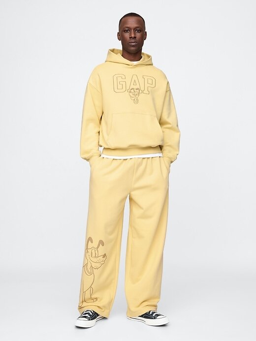 Felpa con cappuccio oversize con logo Disney per adulti Gap × Felpa con cappuccio oversize con logo Disney per adulti Gap ×