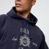 Felpa con cappuccio raglan con logo Gap × DÔEN per adulti Felpa con cappuccio raglan con logo Gap × DÔEN per adulti