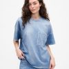 Gap × T-shirt in denim lavorato a maglia con tasca per adulti BÉIS Gap × T-shirt in denim lavorato a maglia con tasca per adulti BÉIS