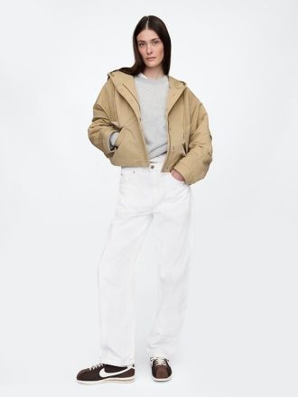 Giacca corta in nylon con cappuccio