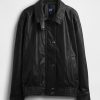 Giacca in pelle vegana oversize Giacca in pelle vegana oversize