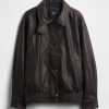 Giacca in pelle vegana oversize Giacca in pelle vegana oversize