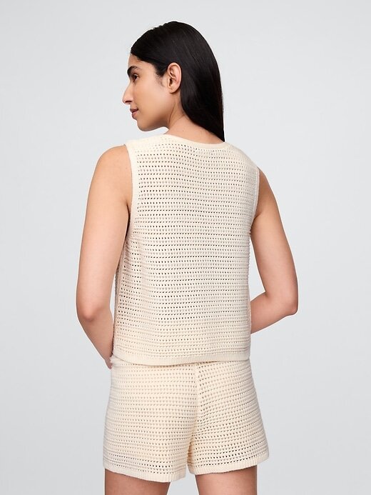 Gilet 100% cotone con lavorazione all’uncinetto Gilet 100% cotone con lavorazione all’uncinetto