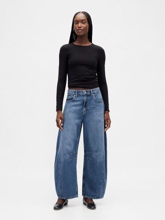 Jeans a ferro di cavallo a vita alta