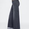 Jeans a gamba larga con risvolto e vita alta Stride Jeans a gamba larga con risvolto e vita alta Stride