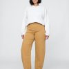 Jeans a vita alta Jeans a vita alta