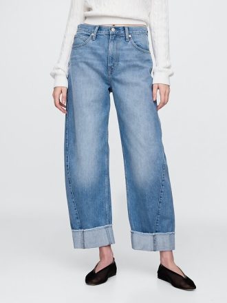 Jeans larghi e pesanti della tuta