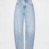 Jeans a vita alta con taglio a botte