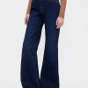 Jeans a zampa rilassati a vita alta Jeans a zampa rilassati a vita alta
