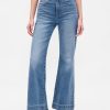 Jeans a zampa rilassati a vita alta Jeans a zampa rilassati a vita alta