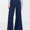 Jeans a zampa rilassati a vita alta Jeans a zampa rilassati a vita alta