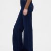 Jeans a zampa rilassati a vita alta Jeans a zampa rilassati a vita alta