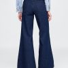Jeans a zampa rilassati a vita alta Jeans a zampa rilassati a vita alta