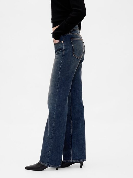 Jeans a zampa rilassati a vita media Jeans a zampa rilassati a vita media