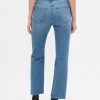 Jeans aderenti e dritti a vita alta anni ’90 Jeans aderenti e dritti a vita alta anni ’90