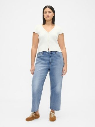 Jeans crop rilassati a vita media
