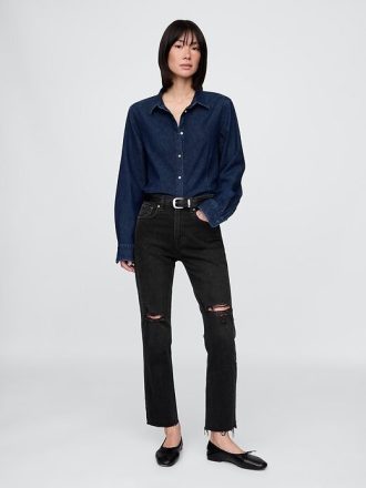 Jeans dritti e a vita alta