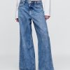 Jeans extra larghi a vita bassa
