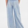 Jeans larghi e comodi in maglia a vita bassa per bambini Jeans larghi e comodi in maglia a vita bassa per bambini