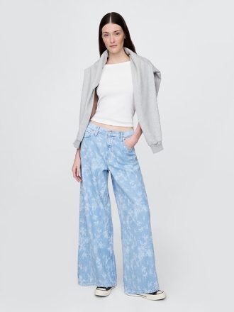 Jeans larghi ultra morbidi a vita media