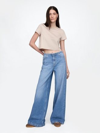 Jeans larghi ultra morbidi a vita media