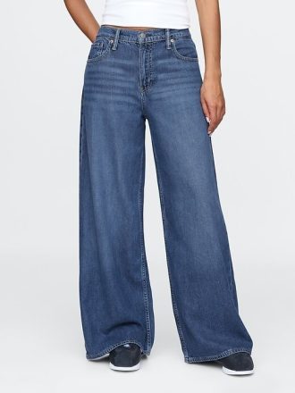 Jeans larghi ultra morbidi a vita media