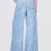 Jeans larghi ultra morbidi a vita media Jeans larghi ultra morbidi a vita media