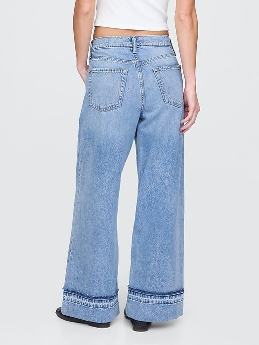 Jeans larghi ultra morbidi a vita media Jeans larghi ultra morbidi a vita media