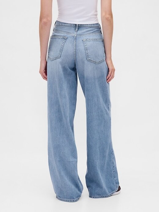 Jeans larghi ultra morbidi a vita media Jeans larghi ultra morbidi a vita media